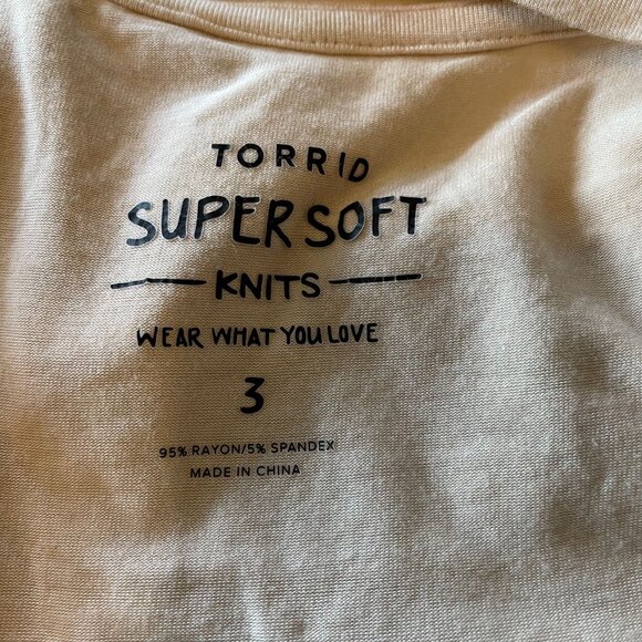 Torrid Off-White Super Soft Knit Lace Detail Wide Neck Tunic Size 3 - Picture 6 of 6